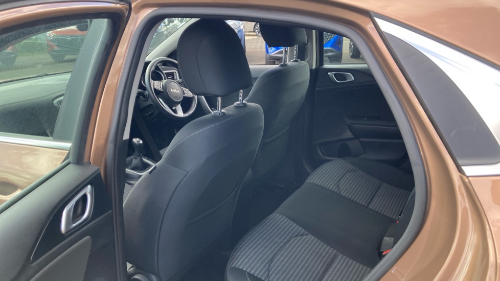 Kia Xceed 1.0T GDi ISG 2 5dr Petrol Hatchback - Image 16