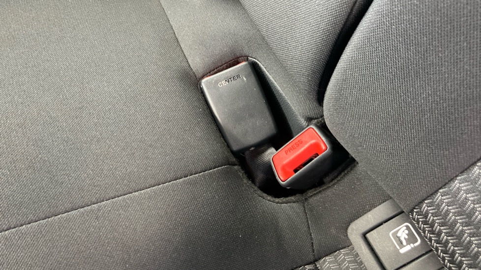 Kia Xceed 1.0T GDi ISG 2 5dr Petrol Hatchback - Image 17