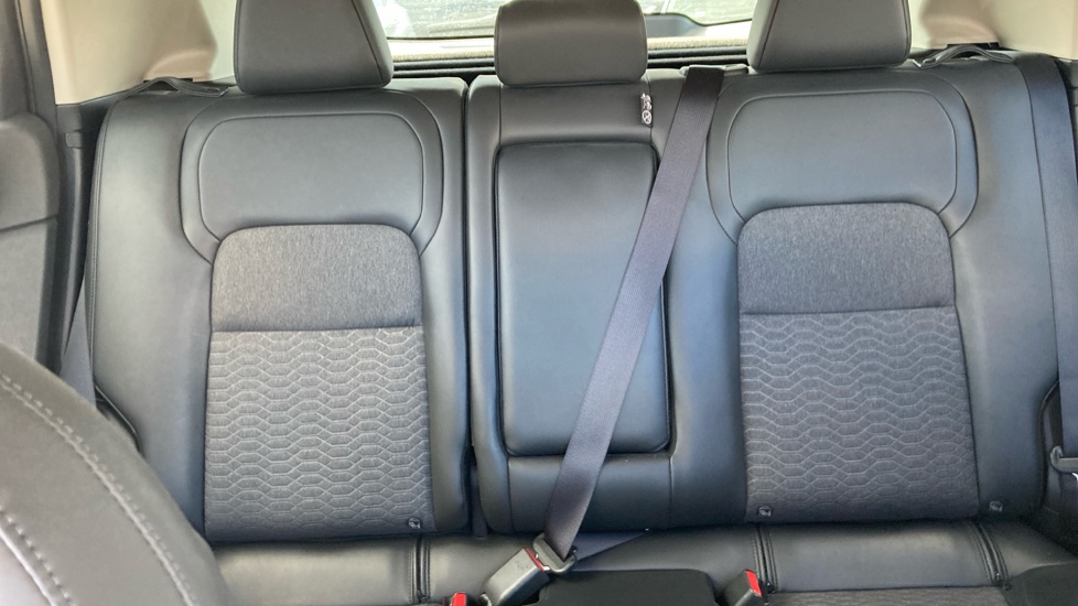 Nissan ARIYA 160kW Advance 63kWh 22kWCh 5dr Auto Electric Hatchback - Image 15