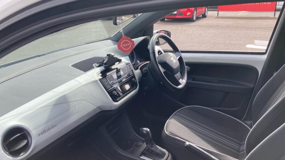 SEAT Mii 61kW One 36.8kWh 5dr Auto Electric Hatchback - Image 9