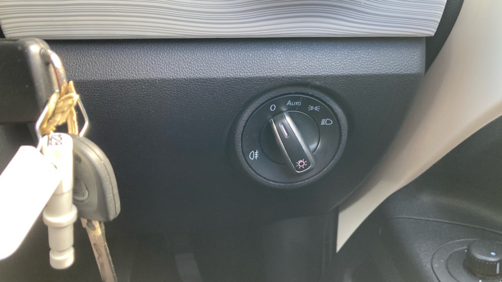 SEAT Mii 61kW One 36.8kWh 5dr Auto Electric Hatchback - Image 25