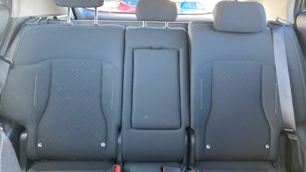 Kia Sportage 1.6T GDi ISG 2 5dr Petrol Estate - Image 15