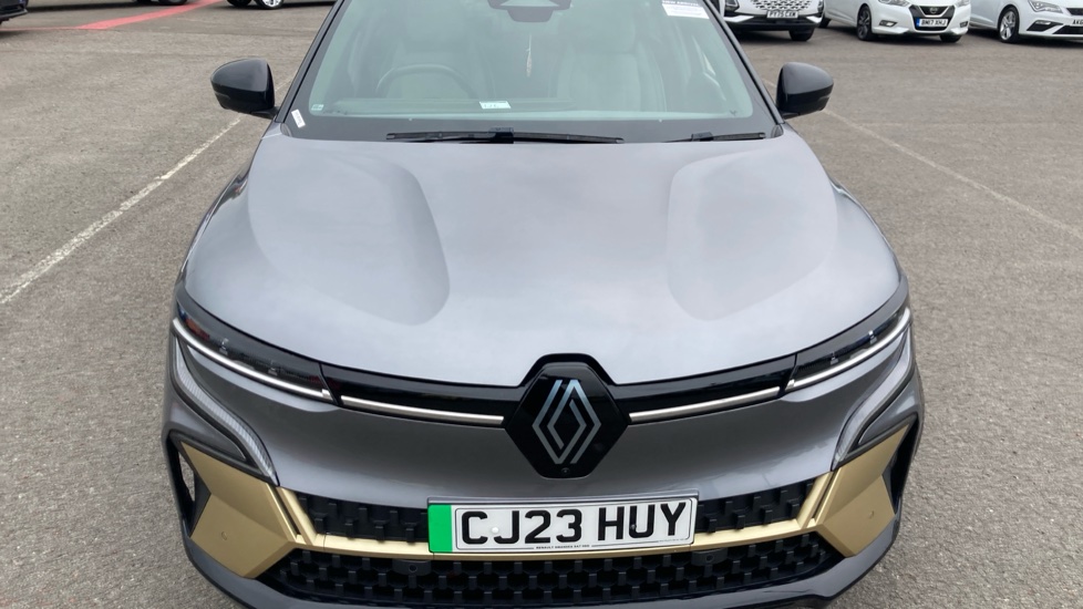 Renault Megane E-Tech EV60 160kW Iconic 60kWh Optimum Charge 5dr Auto Electric Hatchback - Image 8