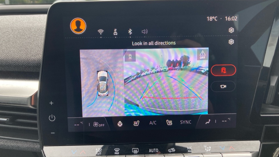 Renault Megane E-Tech EV60 160kW Iconic 60kWh Optimum Charge 5dr Auto Electric Hatchback - Image 21
