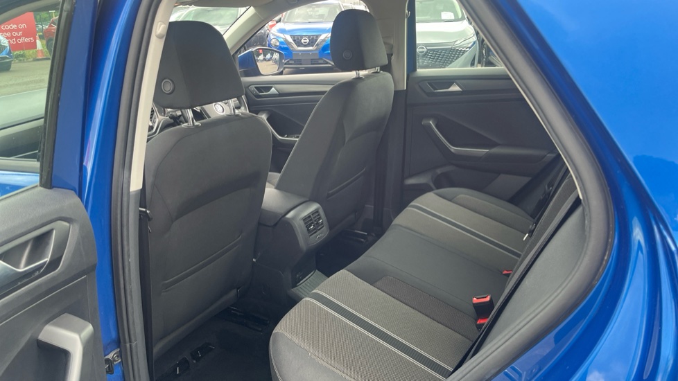 Volkswagen T-Roc 1.0 TSI SE 5dr Petrol Hatchback - Image 16