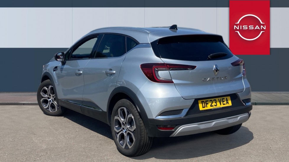 Renault Captur 1.0 TCE 90 Techno 5dr Petrol Hatchback - Image 2
