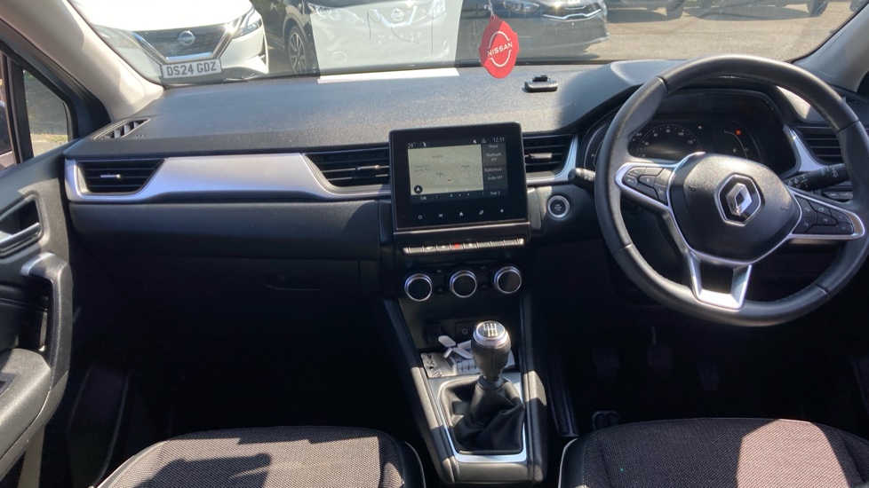 Renault Captur 1.0 TCE 90 Techno 5dr Petrol Hatchback - Image 10
