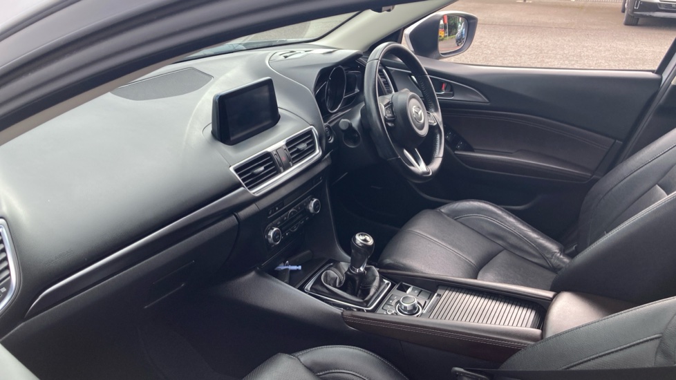 Mazda 3 2.0 Sport Nav 5dr Petrol Hatchback - Image 9