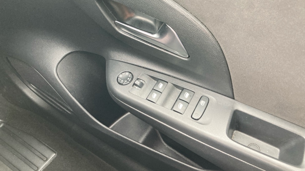 Vauxhall Corsa 1.2 Turbo Ultimate 5dr Auto Petrol Hatchback - Image 31