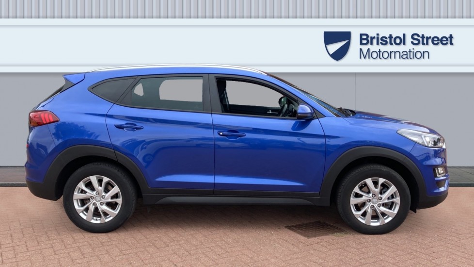 Hyundai TUCSON 1.6 GDi SE Nav 5dr 2WD Petrol Estate - Image 5