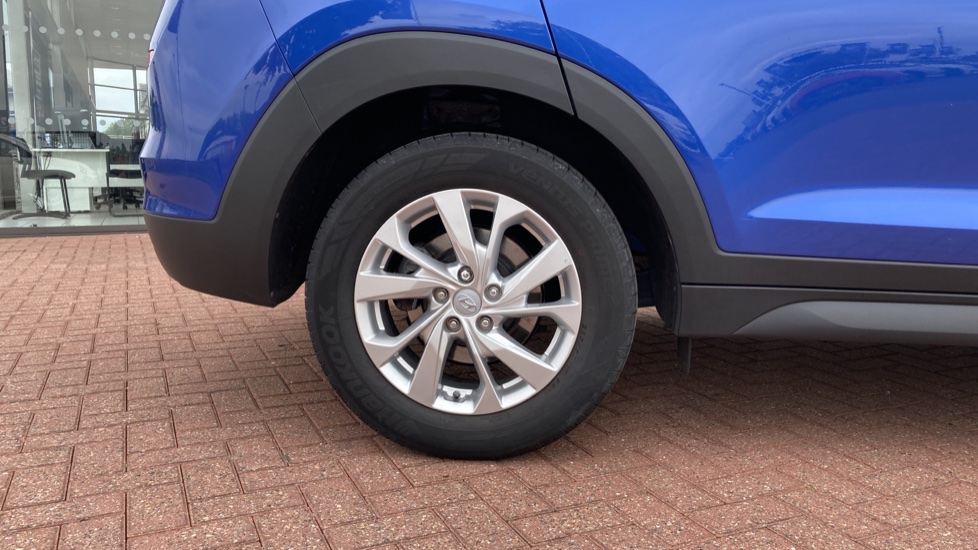 Hyundai TUCSON 1.6 GDi SE Nav 5dr 2WD Petrol Estate - Image 7