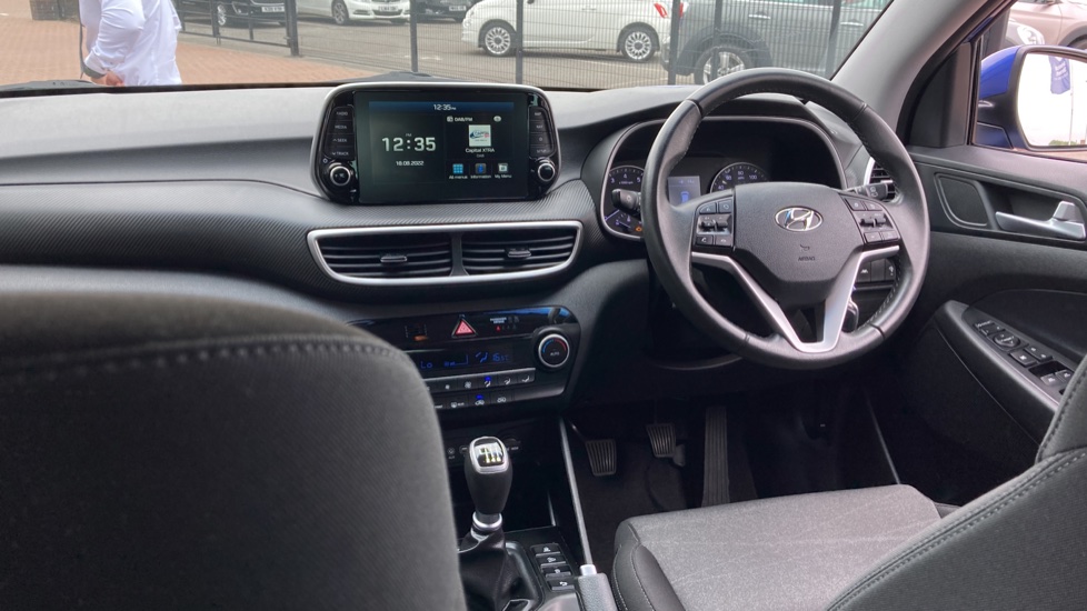 Hyundai TUCSON 1.6 GDi SE Nav 5dr 2WD Petrol Estate - Image 10