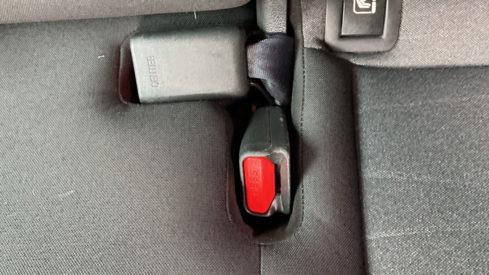 Hyundai TUCSON 1.6 GDi SE Nav 5dr 2WD Petrol Estate - Image 17