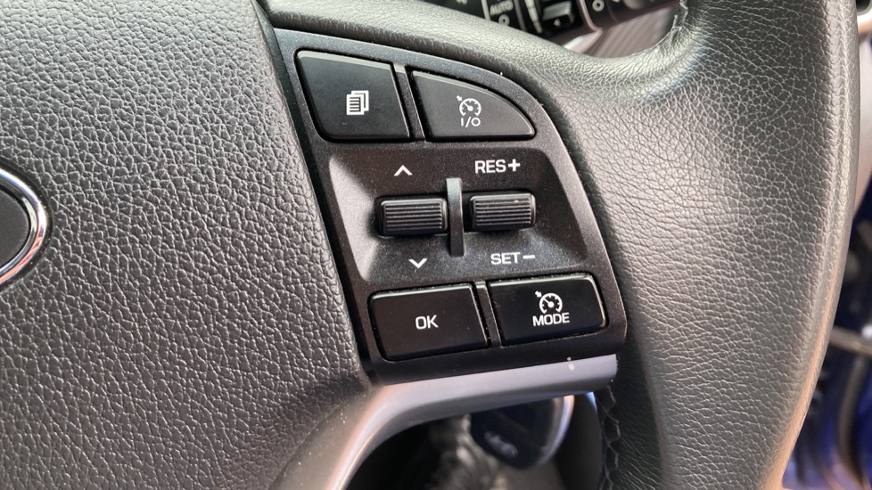 Hyundai TUCSON 1.6 GDi SE Nav 5dr 2WD Petrol Estate - Image 35