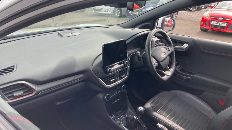 Ford Puma 1.0 EcoBoost Hybrid mHEV ST-Line X 5dr Petrol Hatchback - Image 9