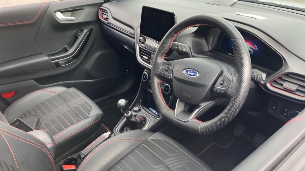Ford Puma 1.0 EcoBoost Hybrid mHEV ST-Line X 5dr Petrol Hatchback - Image 11