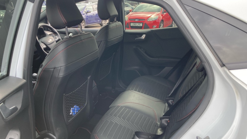 Ford Puma 1.0 EcoBoost Hybrid mHEV ST-Line X 5dr Petrol Hatchback - Image 16