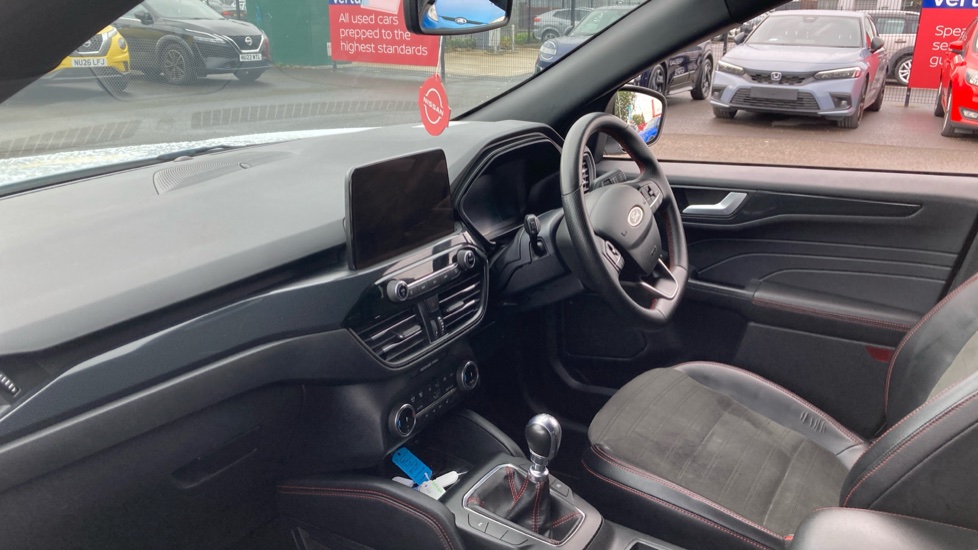 Ford Kuga 1.5 EcoBoost 150 ST-Line X Edition 5dr Petrol Estate - Image 9