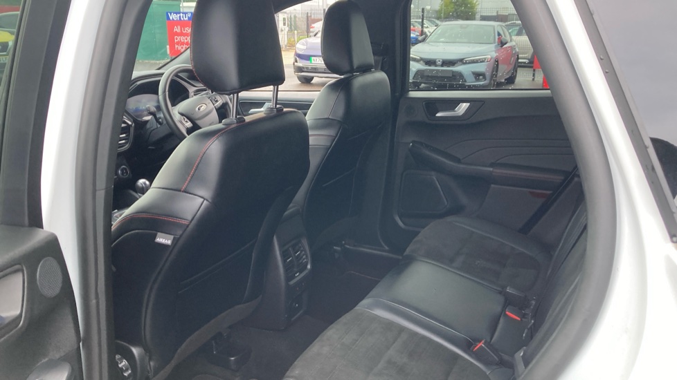 Ford Kuga 1.5 EcoBoost 150 ST-Line X Edition 5dr Petrol Estate - Image 16
