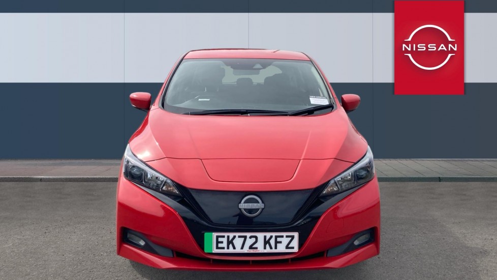 Nissan LEAF 110kW Acenta 39kWh 5dr Auto Electric Hatchback - Image 3
