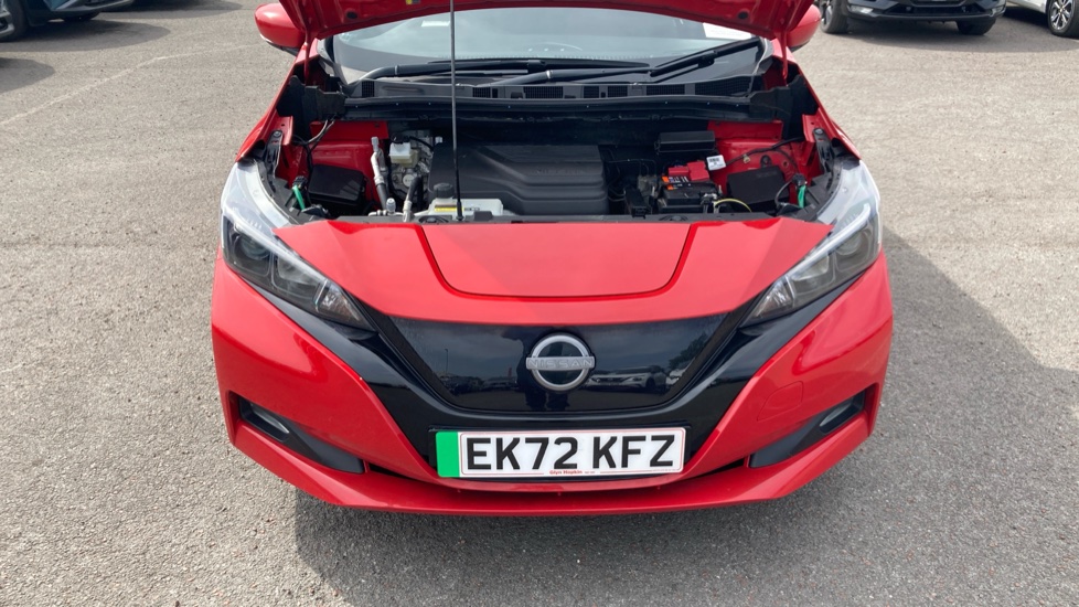 Nissan LEAF 110kW Acenta 39kWh 5dr Auto Electric Hatchback - Image 8