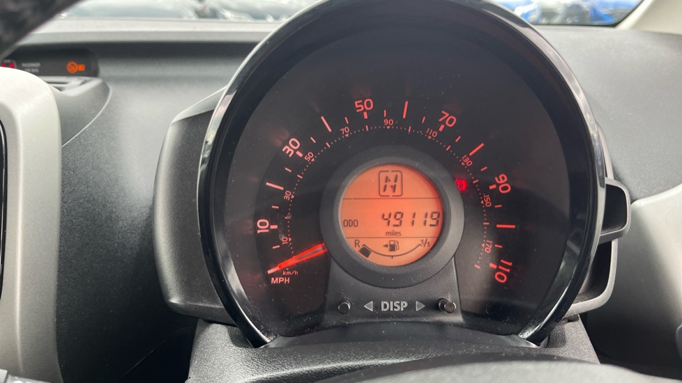 Peugeot 108 1.0 Active 5dr 2-Tronic Petrol Hatchback - Image 18