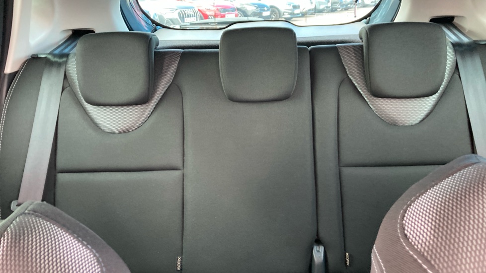 Renault Clio 0.9 TCE 90 Iconic 5dr Petrol Hatchback - Image 15