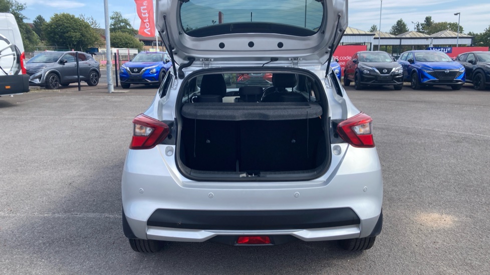 Nissan Micra 1.5 dCi Tekna 5dr Diesel Hatchback - Image 4