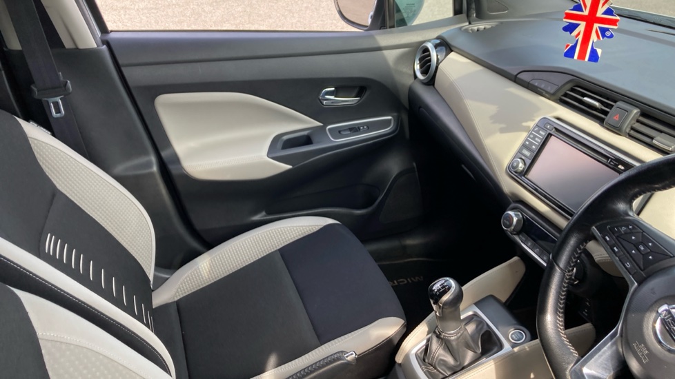 Nissan Micra 1.5 dCi Tekna 5dr Diesel Hatchback - Image 14