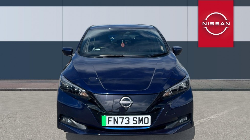 Nissan LEAF 110kW Tekna 39kWh 5dr Auto Electric Hatchback - Image 3