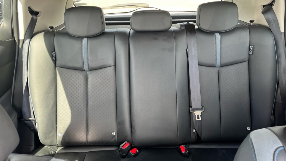 Nissan LEAF 110kW Tekna 39kWh 5dr Auto Electric Hatchback - Image 15