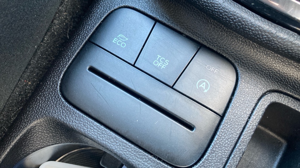 Ford Fiesta 1.0 EcoBoost Titanium 5dr Petrol Hatchback - Image 41