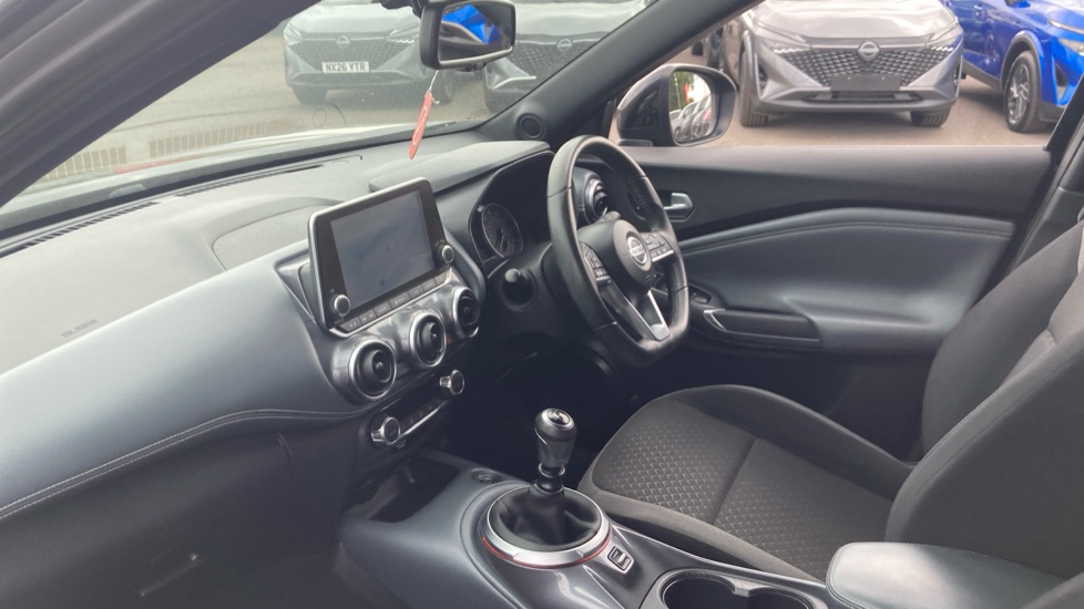 Nissan Juke 1.0 DiG-T N-Connecta 5dr Petrol Hatchback - Image 9
