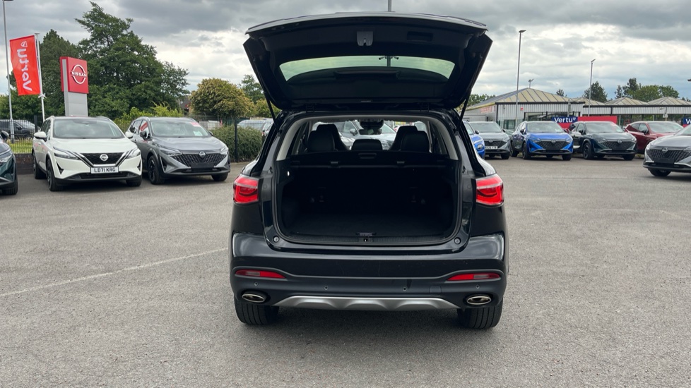 MG HS 1.5 T-GDI Exclusive 5dr Petrol Hatchback - Image 4