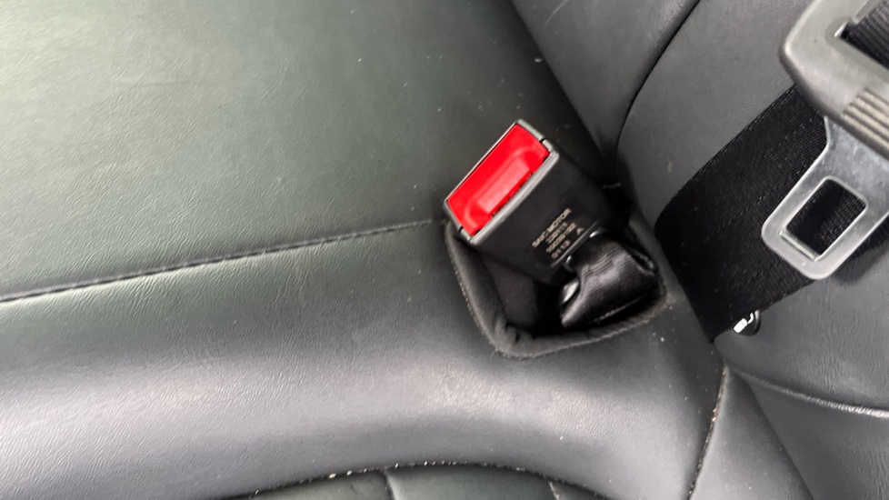 MG HS 1.5 T-GDI Exclusive 5dr Petrol Hatchback - Image 17