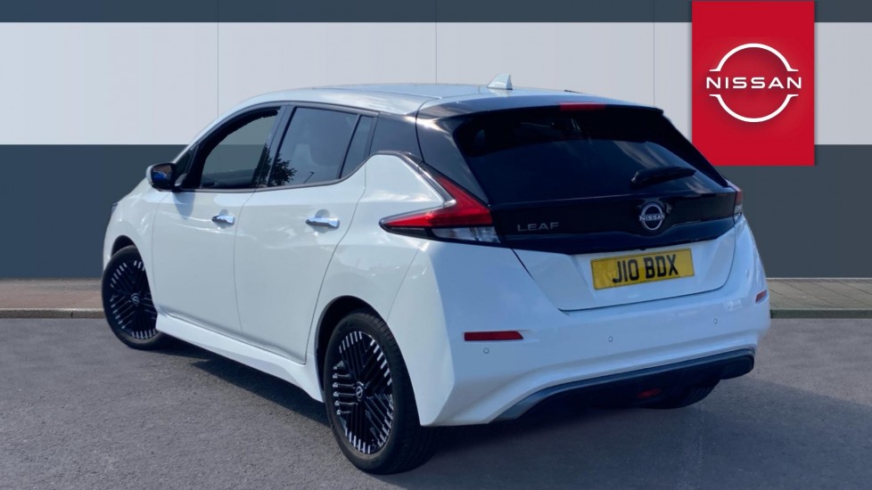 Nissan LEAF 110kW Shiro 39kWh 5dr Auto Electric Hatchback - Image 2