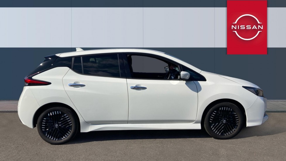 Nissan LEAF 110kW Shiro 39kWh 5dr Auto Electric Hatchback - Image 5