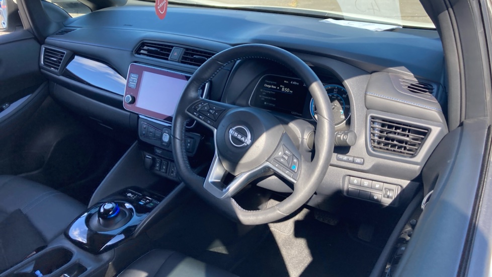 Nissan LEAF 110kW Shiro 39kWh 5dr Auto Electric Hatchback - Image 11