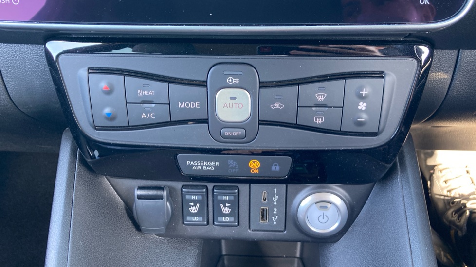 Nissan LEAF 110kW Shiro 39kWh 5dr Auto Electric Hatchback - Image 22
