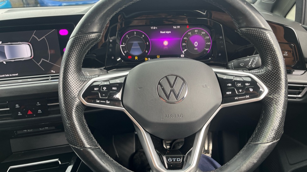 Volkswagen Golf 2.0 TDI 200 GTD 5dr DSG Diesel Hatchback - Image 23