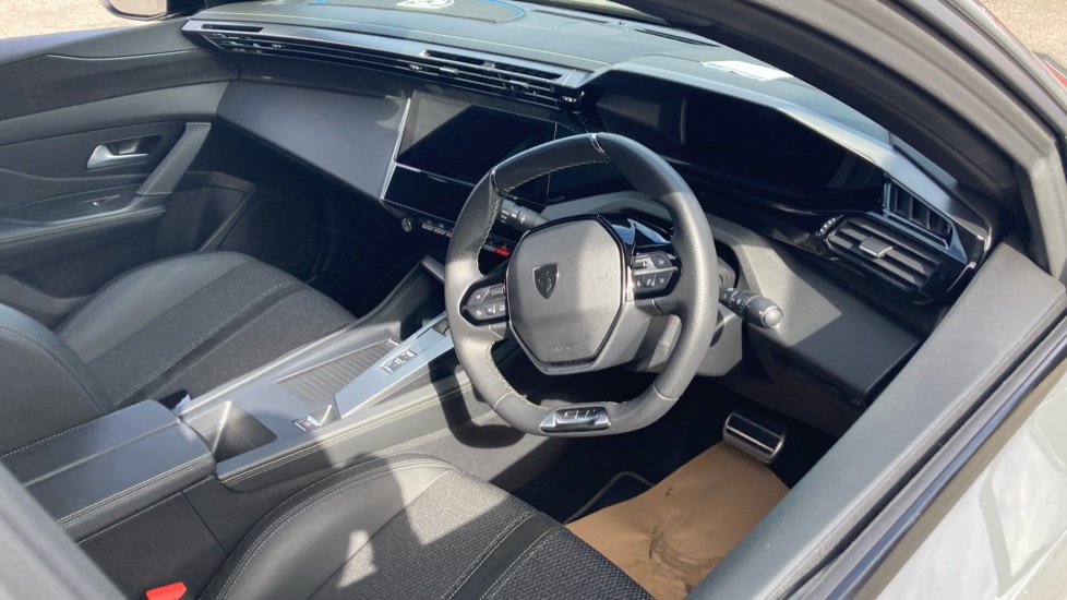 Peugeot 408 1.2 Hybrid 136 GT 5dr e-DSC6 Petrol Hatchback - Image 11