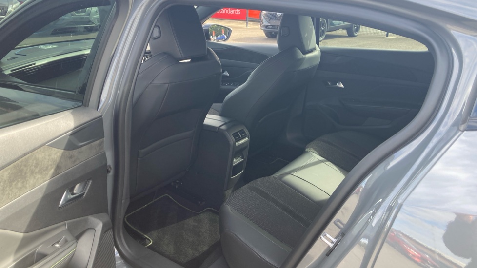 Peugeot 408 1.2 Hybrid 136 GT 5dr e-DSC6 Petrol Hatchback - Image 16