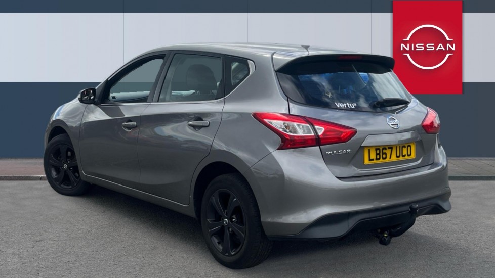 Nissan Pulsar 1.2 DiG-T Acenta 5dr Petrol Hatchback - Image 2