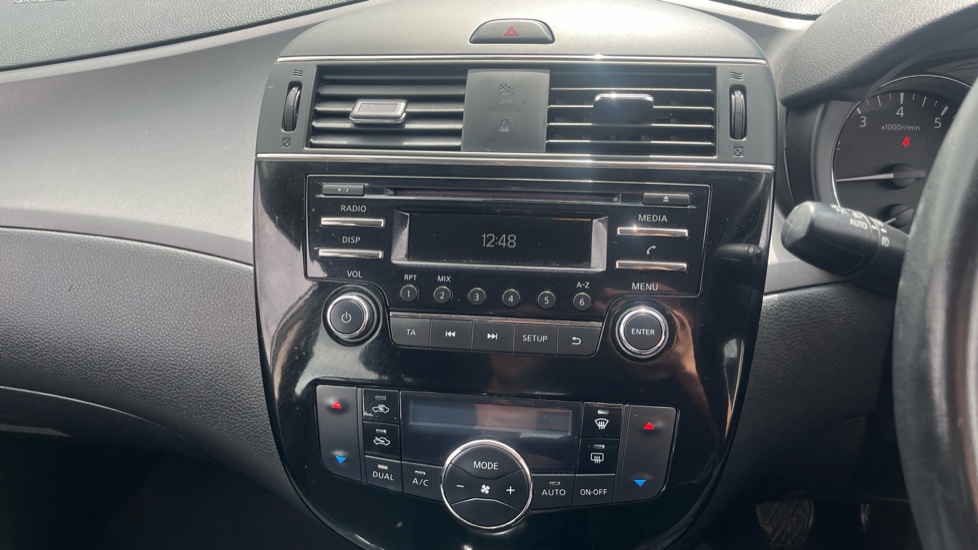 Nissan Pulsar 1.2 DiG-T Acenta 5dr Petrol Hatchback - Image 21