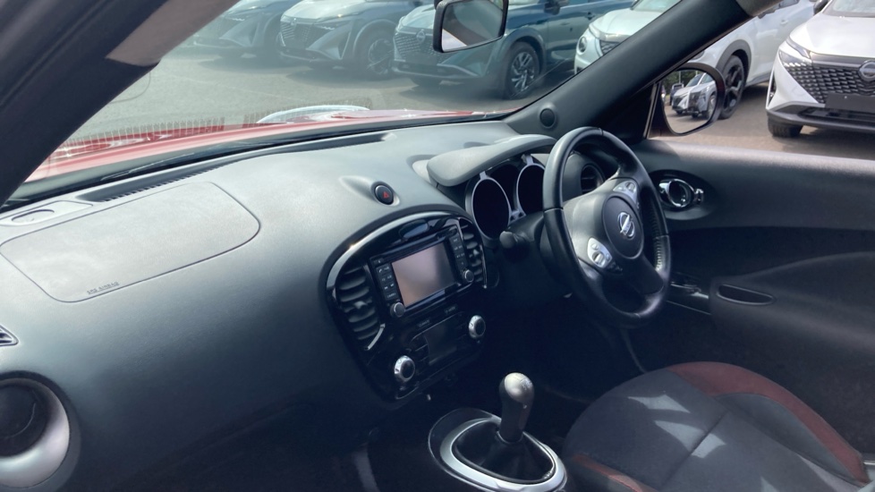 Nissan Juke 1.6 N-Tec 5dr Petrol Hatchback - Image 9