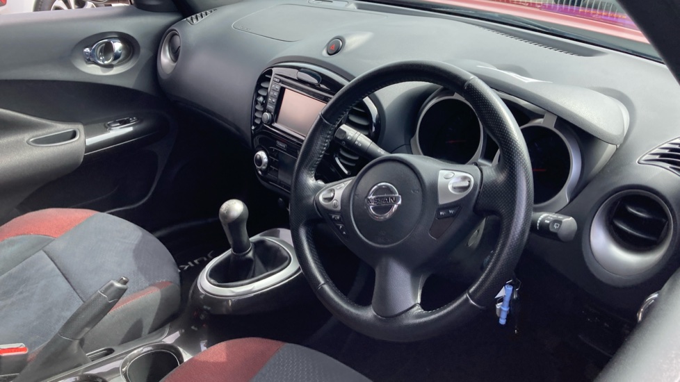 Nissan Juke 1.6 N-Tec 5dr Petrol Hatchback - Image 11