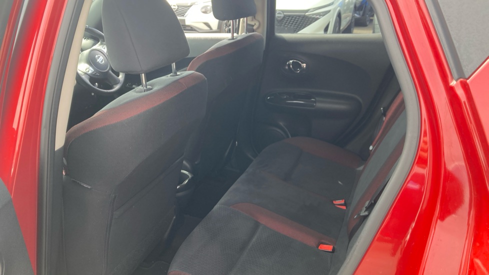 Nissan Juke 1.6 N-Tec 5dr Petrol Hatchback - Image 16