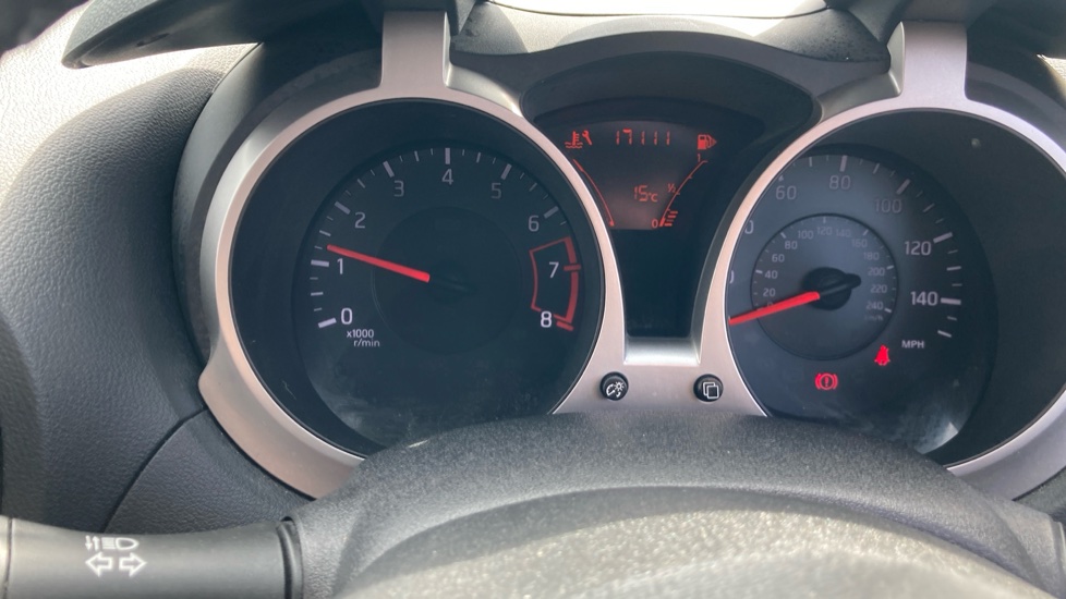 Nissan Juke 1.6 N-Tec 5dr Petrol Hatchback - Image 18