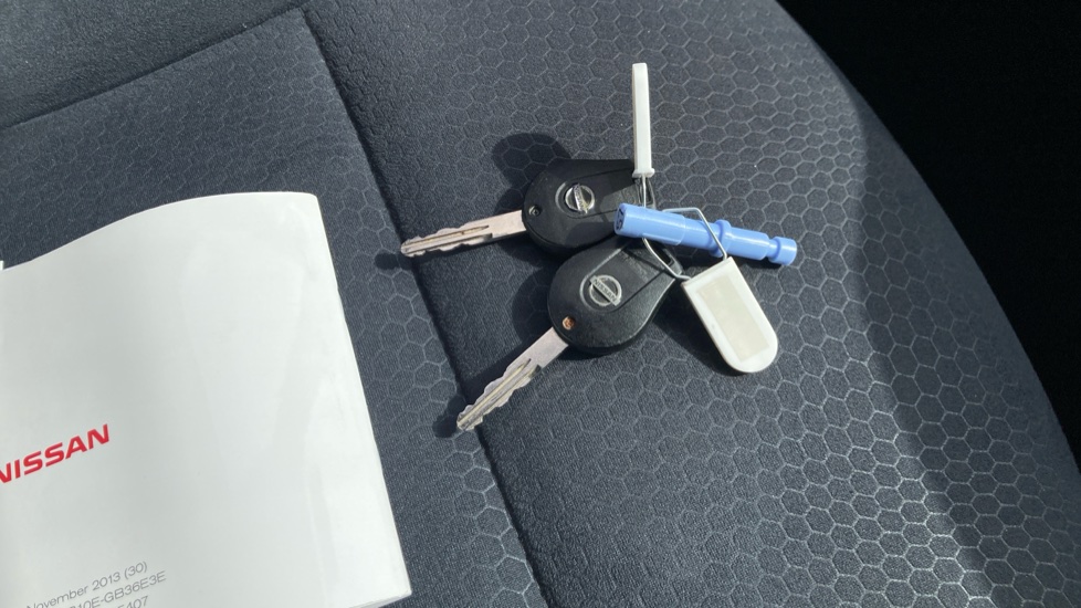 Nissan Juke 1.6 N-Tec 5dr Petrol Hatchback - Image 20