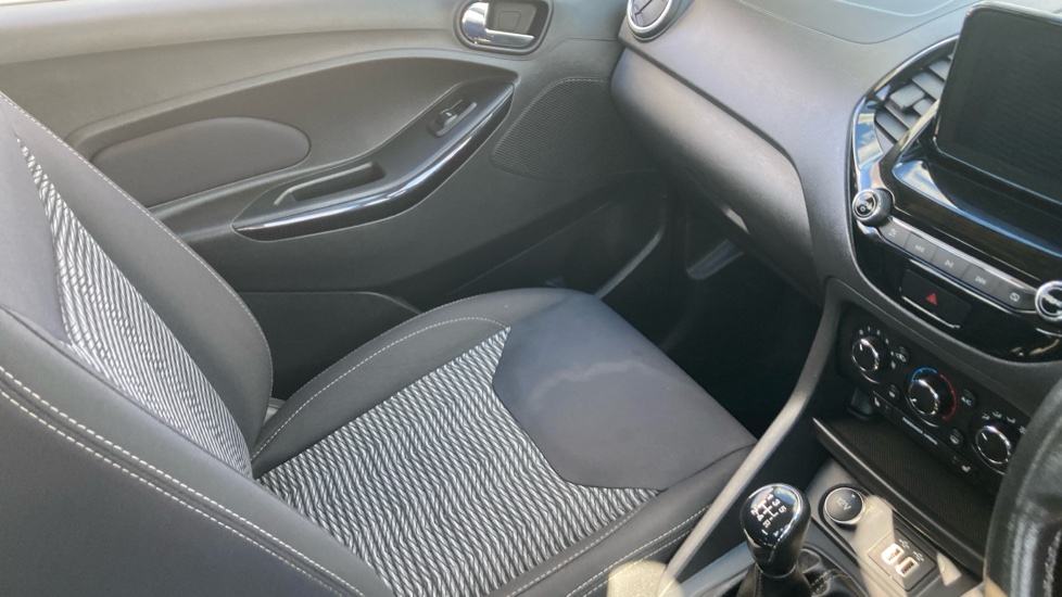 Ford KA+ 1.2 85 Zetec 5dr Petrol Hatchback - Image 14
